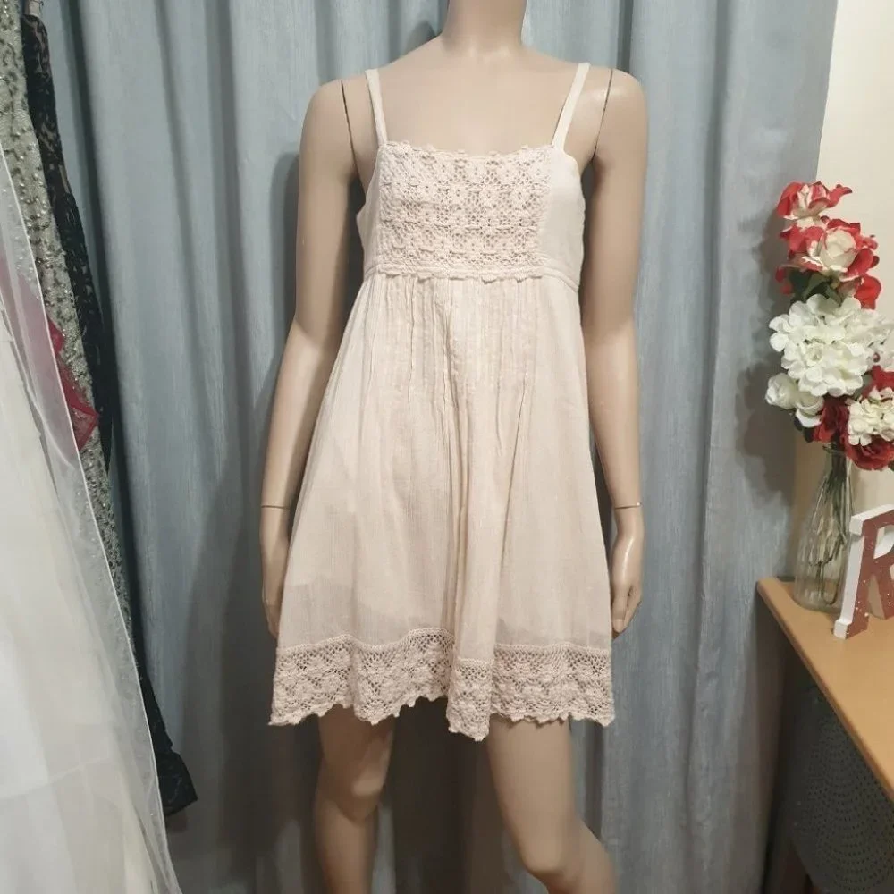 FOREVER NEW AU-8 Light Peach Dress Lined Empire Line Waist w/ Embroidery A-Line - Picture 4 of 14